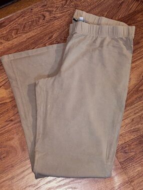 Lands’ End Ladies Casual Elastic-Waist Pants in Khaki